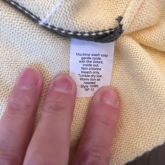 J. Crew 100% Cotton Argyle Yellow, Green and Blue Sweater Vest Sz L LIKE NEW - Picture 7 of 7